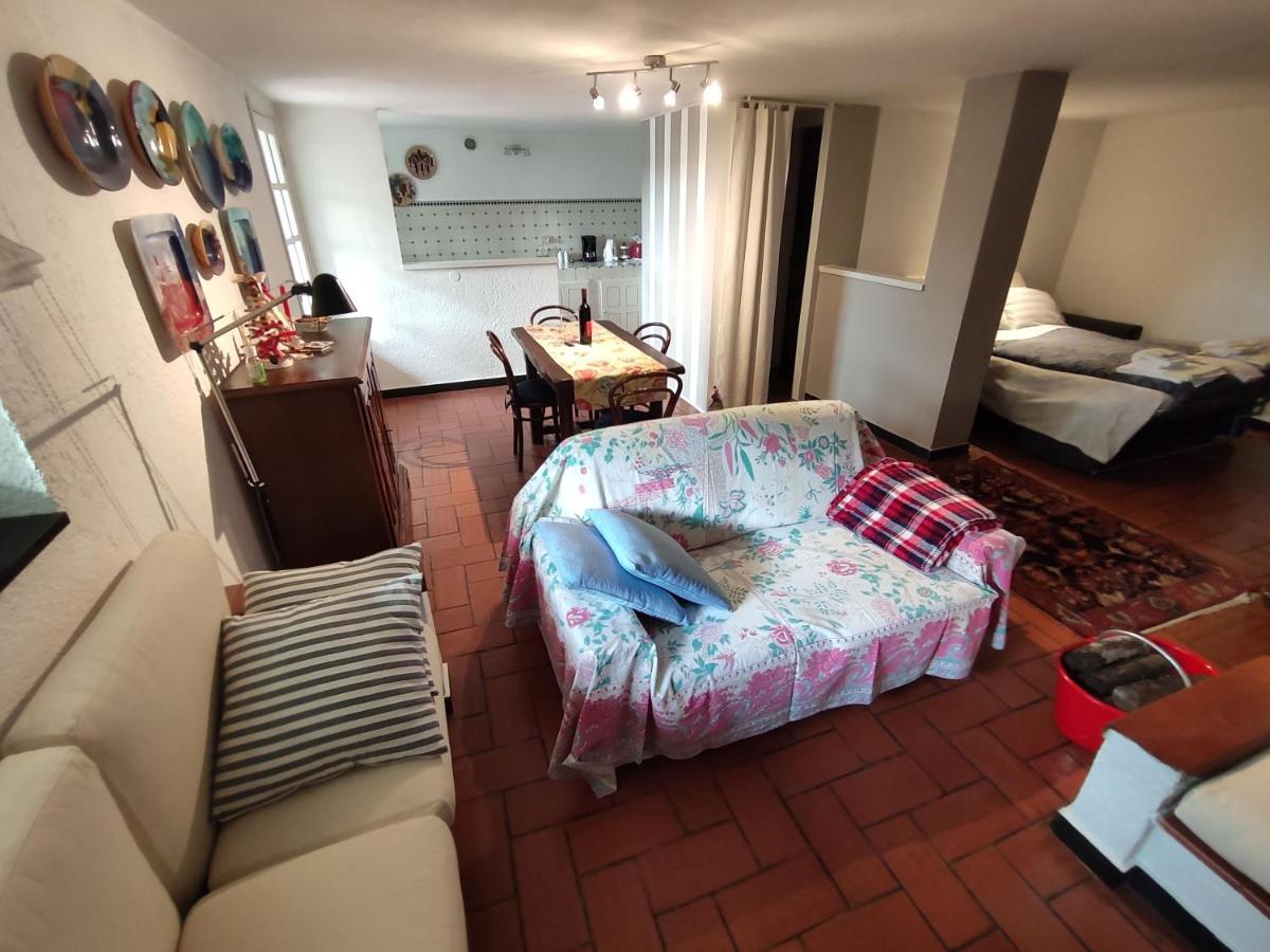 Independent Apartment With A Fabulous Patio - Casa Penny Cisano sul Neva Ngoại thất bức ảnh