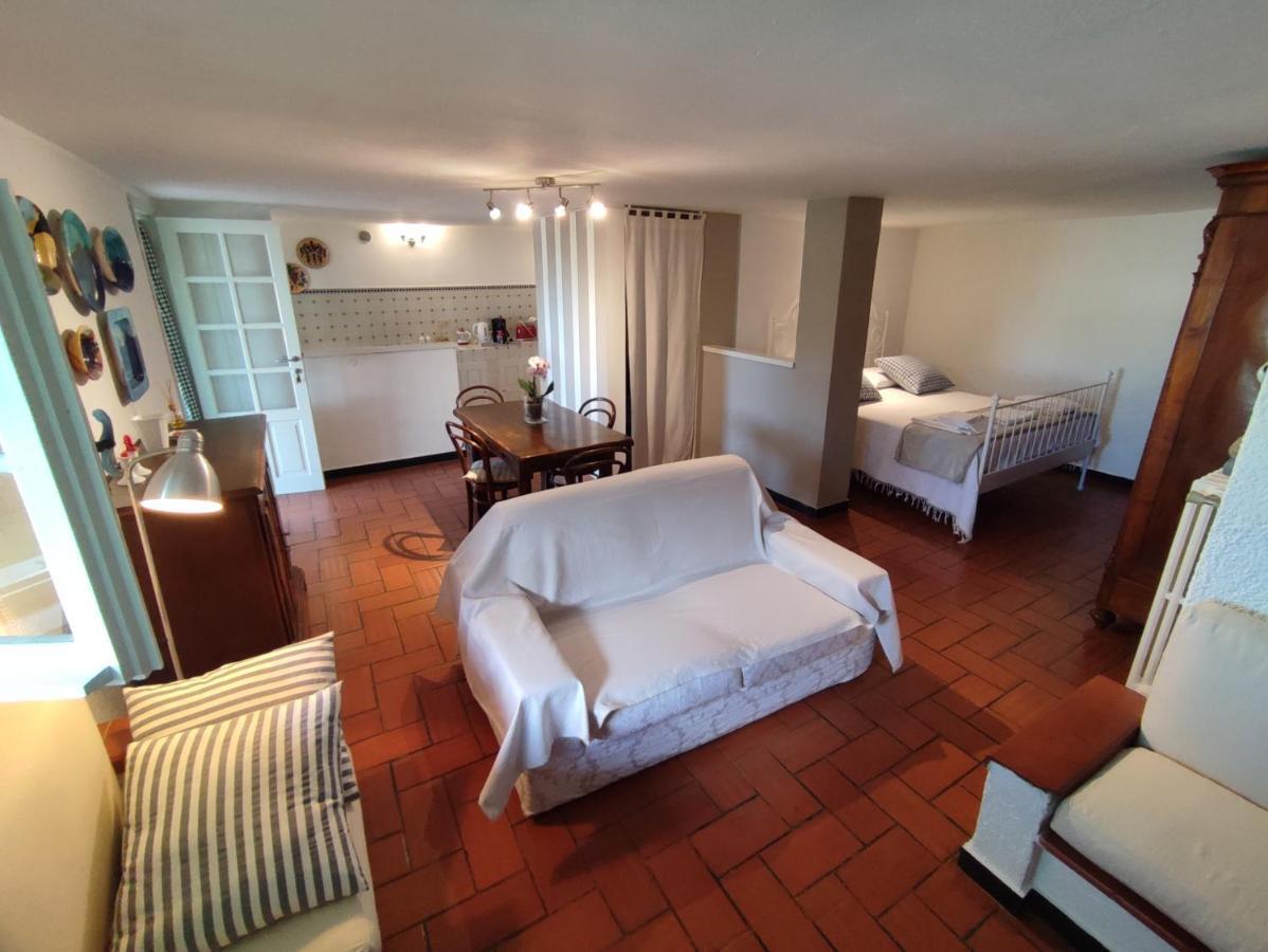 Independent Apartment With A Fabulous Patio - Casa Penny Cisano sul Neva Ngoại thất bức ảnh