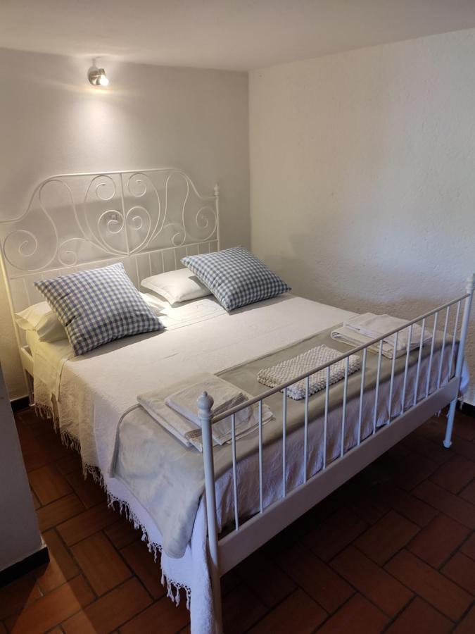 Independent Apartment With A Fabulous Patio - Casa Penny Cisano sul Neva Ngoại thất bức ảnh